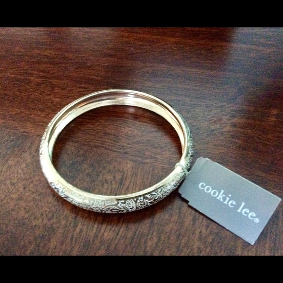 cookie lee - Gold and White Tone Bangle Bracelet - Picture 2 of 3